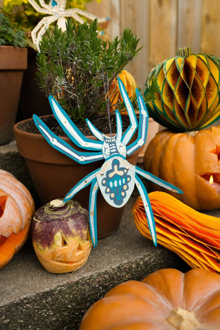 HANGING SPIDER PAPER ORNAMENTS