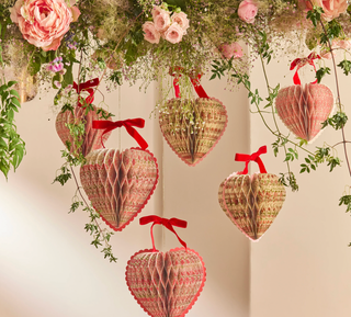 Meri Meri x Liberty Paper Honeycomb Hearts