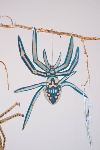 HANGING SPIDER PAPER ORNAMENTS